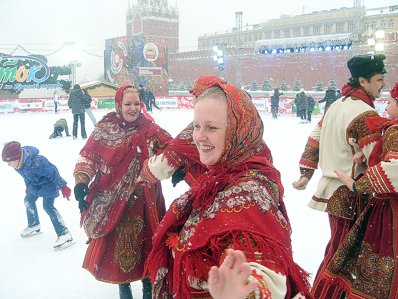 Инна Рытова и ансамбль казачьей песни 