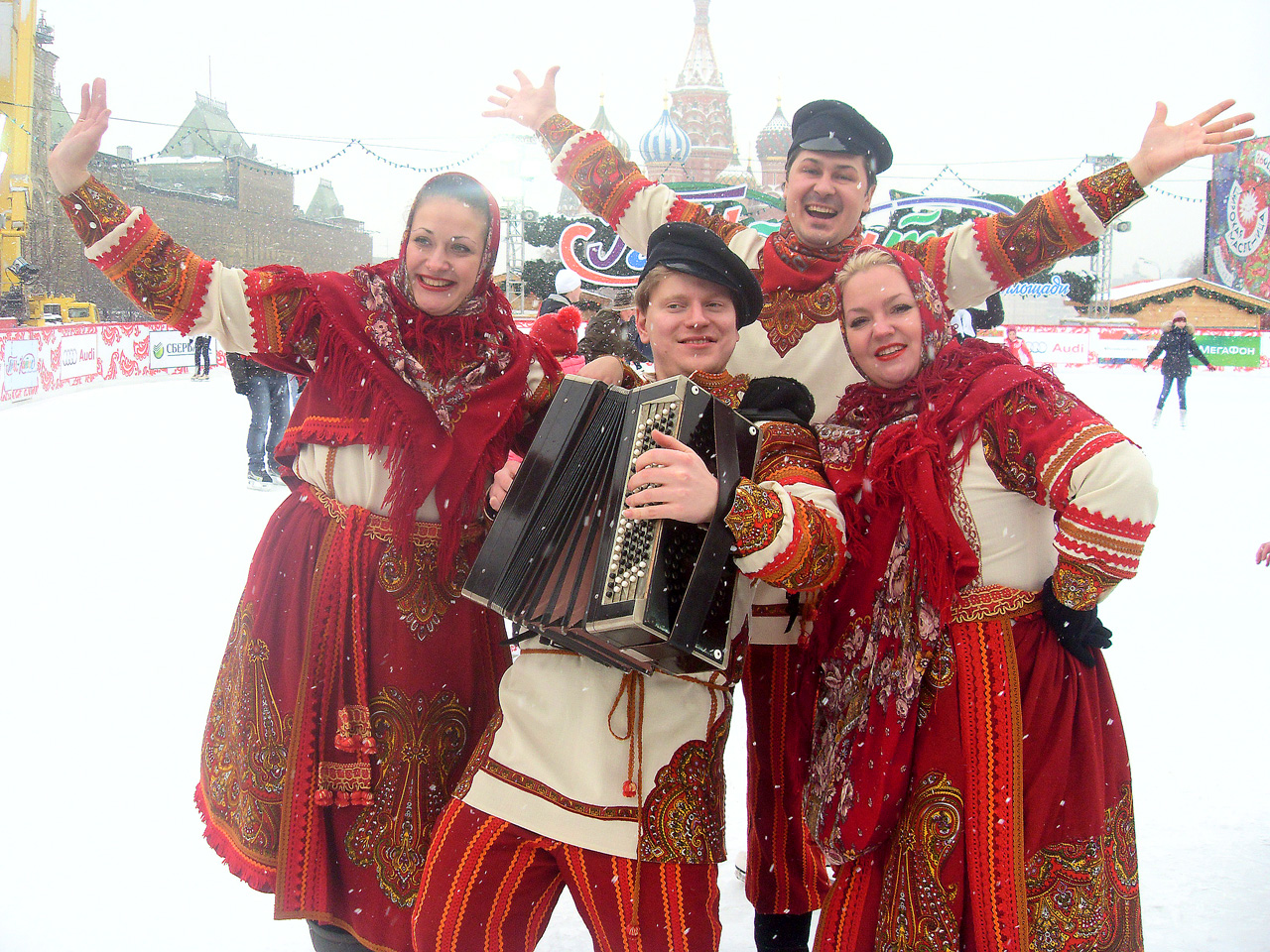 Инна Рытова и ансамбль казачьей песни 