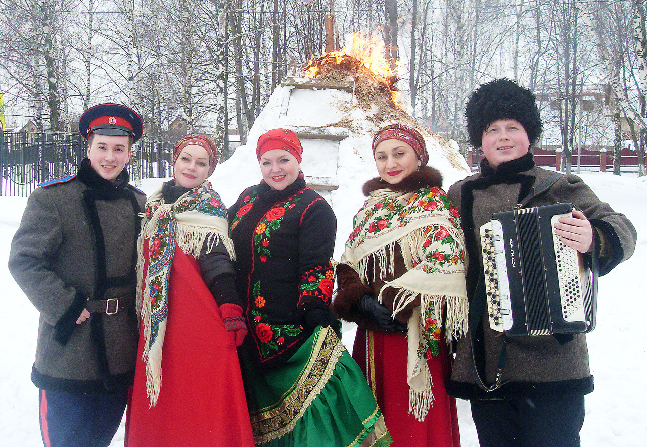 Инна Рытова и ансамбль казачьей песни 