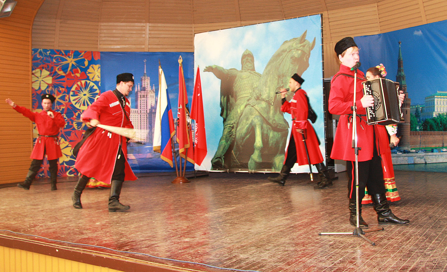 Инна Рытова и ансамбль казачьей песни 