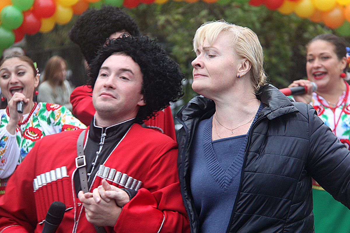 Инна Рытова и ансамбль казачьей песни 